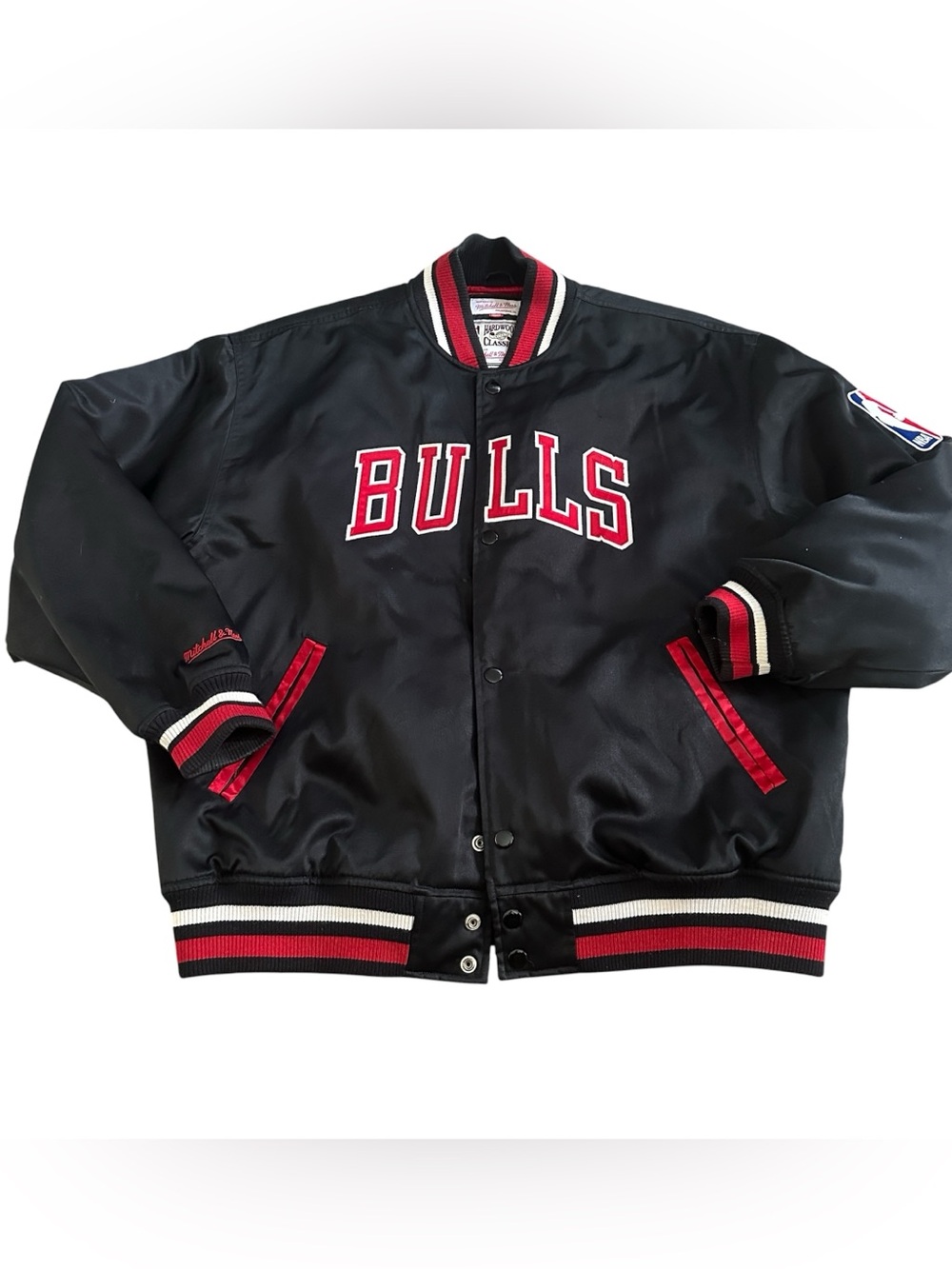 Mitchell & Ness Hardwood Classics Chicago Bulls NBA Satin Jacket Men’s 2XL